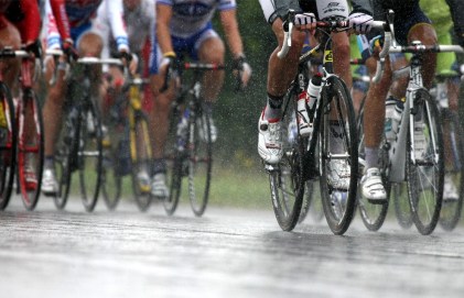 cycling_rain_tdf09